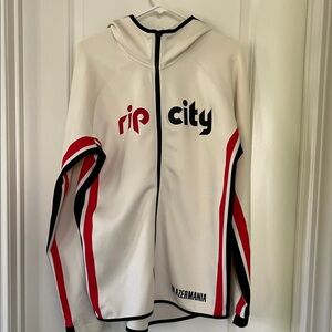 Nike NBA Portland Trailblazers rip city Cream and Black Dri-FIT Jacket size M